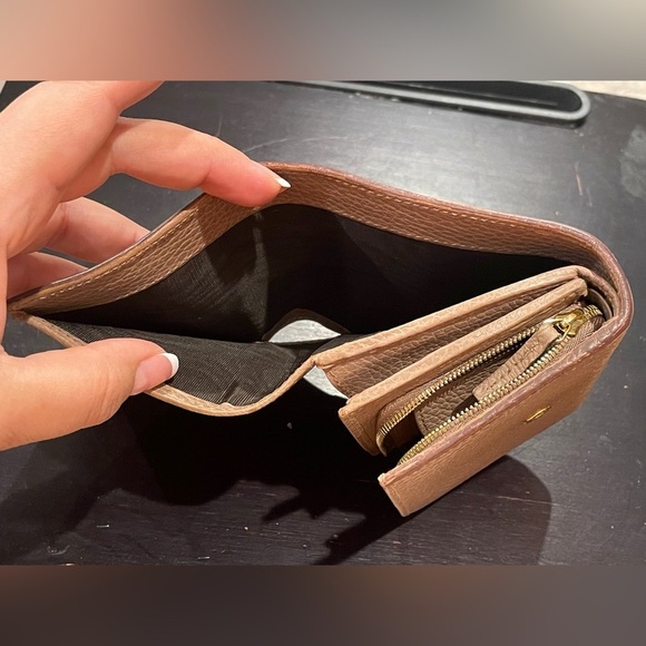 Gucci Beige Leather Wallet - FULL INCLUSION - Picture 13 of 14
